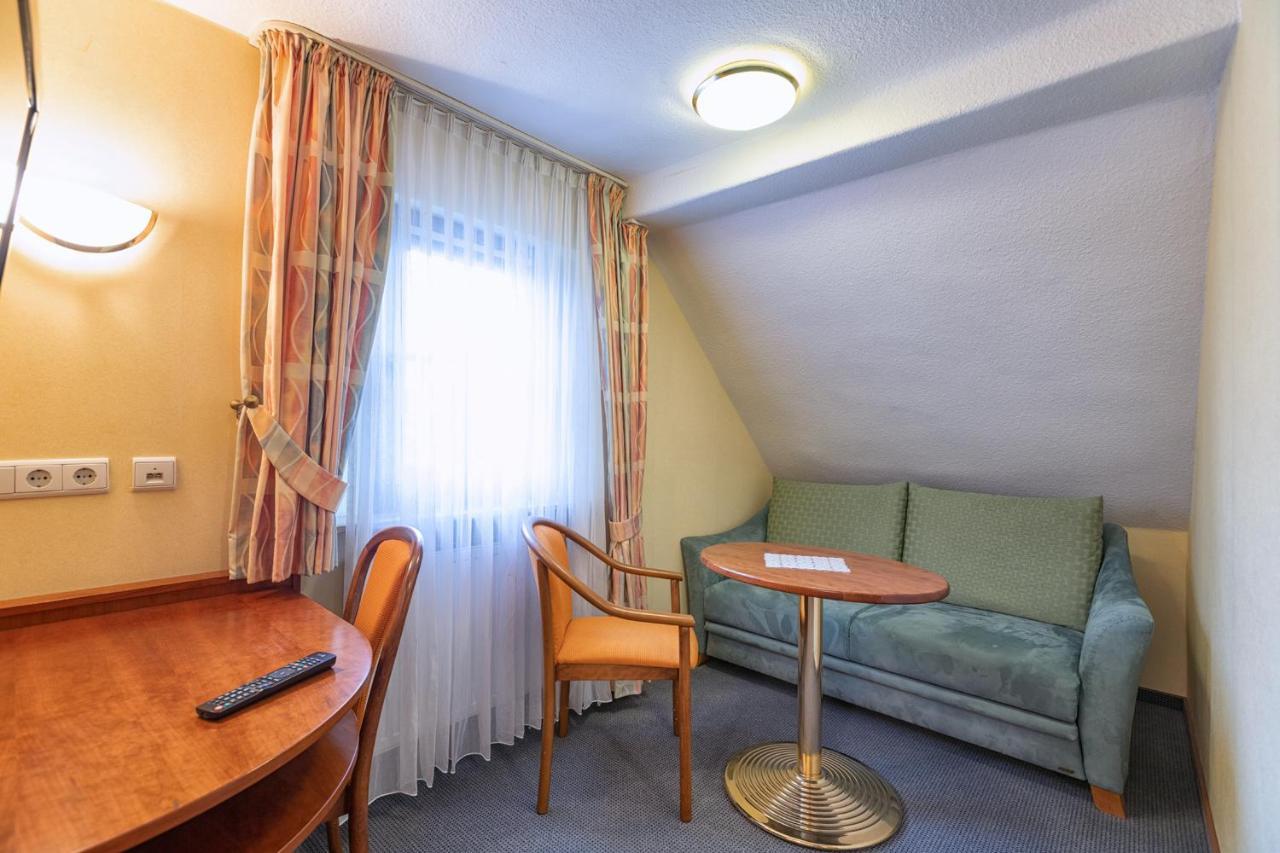 Hotel Hotel-restaurant Weinhaus Grebel 3*